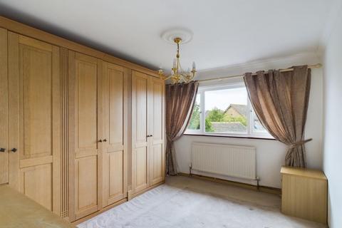 21 Venette Close, Rainham, RM13 9EA