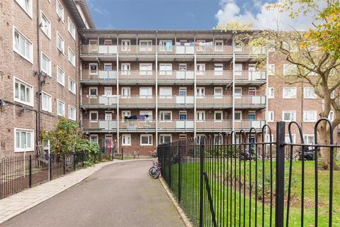 2 bedroom flat to rent, Mary MacArthur House, Warley Street, London