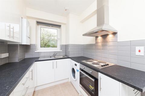 2 bedroom flat to rent, Mary MacArthur House, Warley Street, London