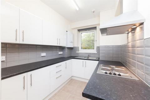 2 bedroom flat to rent, Mary MacArthur House, Warley Street, London