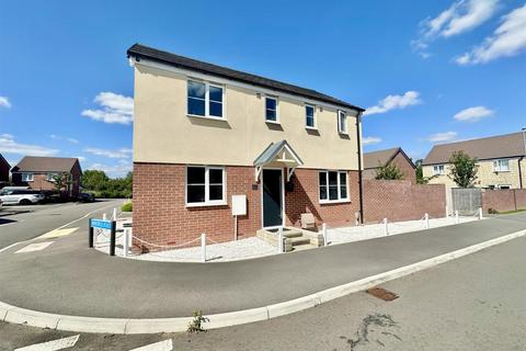 37 Atkyns Drive, Tuffley, Gloucester, GL4 0XY
