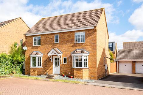 4 bedroom detached house for sale, Chapmans Drive, Old Stratford, Milton Keynes, Northamptonshire, MK19