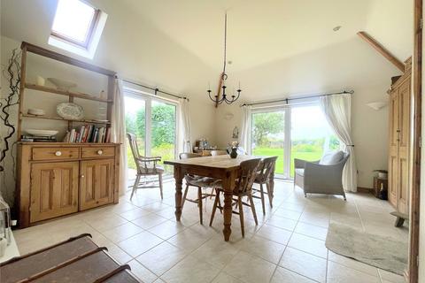 4 bedroom bungalow for sale, West End Gardens, Fairford, Gloucestershire, GL7