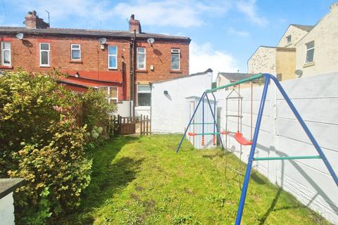 3 bedroom end of terrace house for sale, Grove Road, Preston PR5