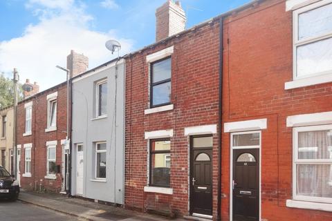 2 bedroom terraced house to rent, Newland Street, West Yorkshire WF1