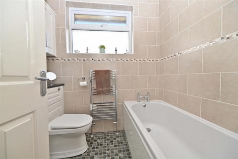 2 bedroom semi-detached bungalow for sale, Old Hollings Hill, Guiseley, Leeds