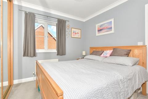 5 Kinson Way, Whitfield, Dover, CT16 2FB
