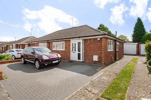 2 bedroom bungalow for sale, Pynders Lane, Bedfordshire LU5