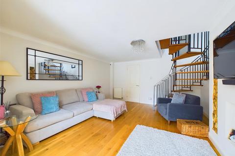 2 Watson Grove, Abbeymead, Gloucester, GL4 5BL