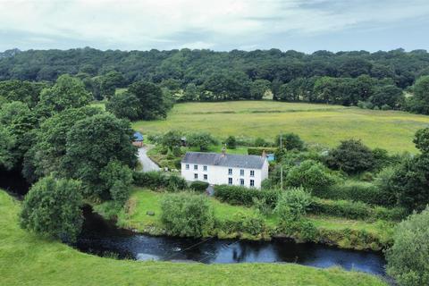 4 bedroom property with land for sale, Llanfair Clydogau, Nr. Lampeter