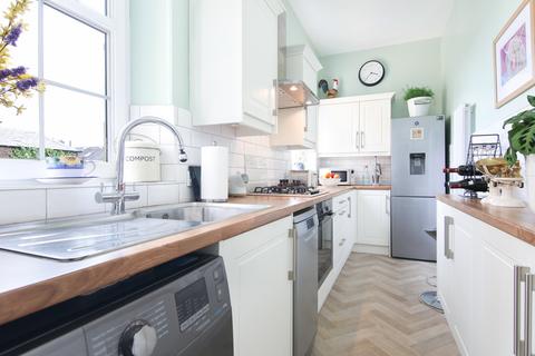 31/3 Ashley Terrace, Edinburgh, EH11 1RE
