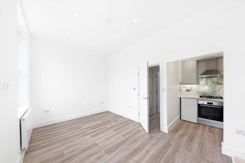 1 bedroom apartment to rent, Blenheim Terrace, London NW8