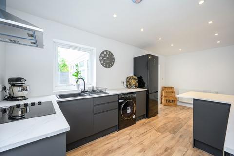 22 Heol Penycae, Ebbw Vale, NP23 5UD