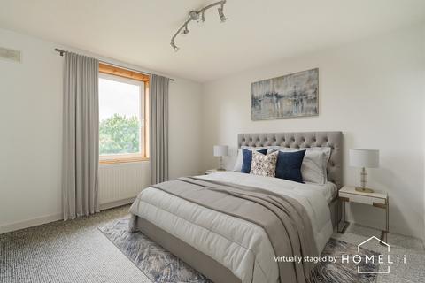 164/6 Drum Brae Drive, Edinburgh, EH4 7SH