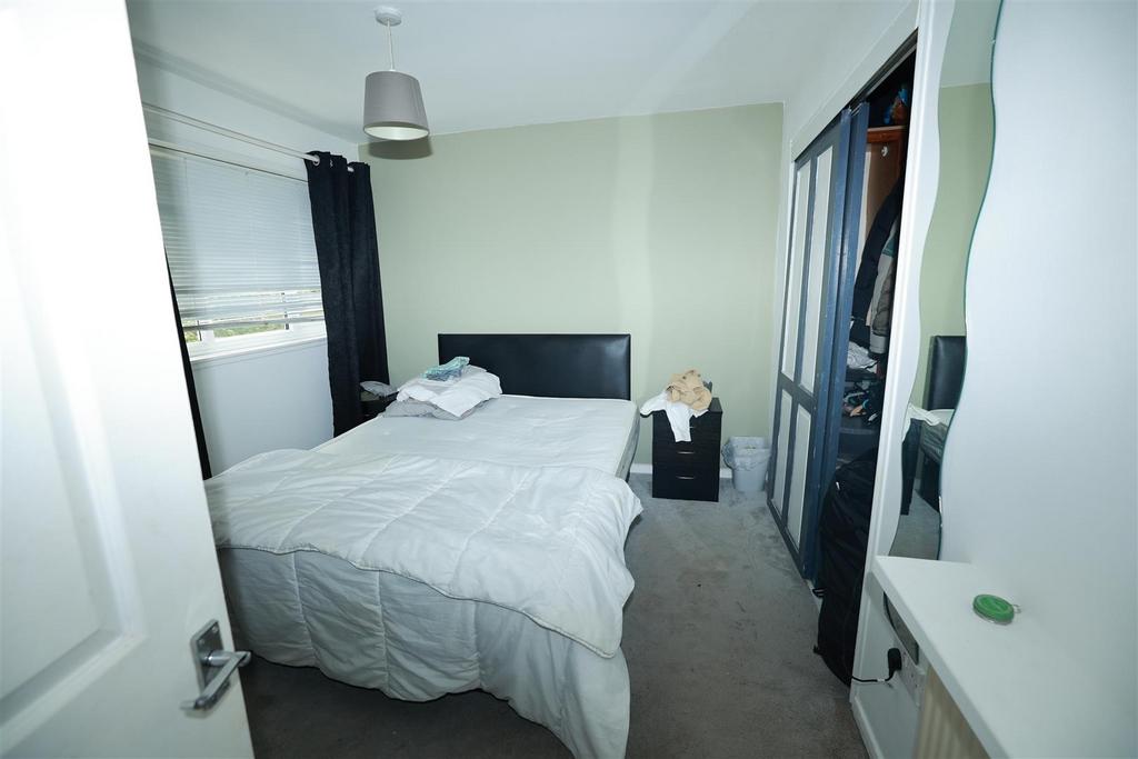 R6 2898.jpg