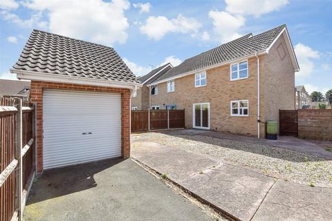 3 bedroom end of terrace house for sale, Bamford Way, Deal, Kent