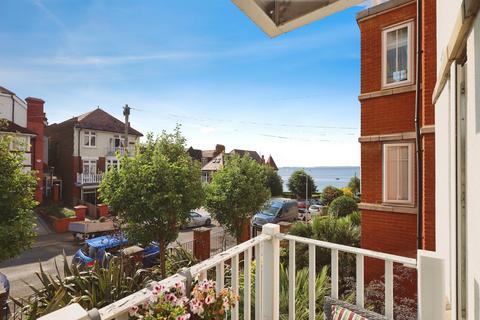 2 bedroom apartment for sale, Pembury Road, Westcliff-on-sea, SS0