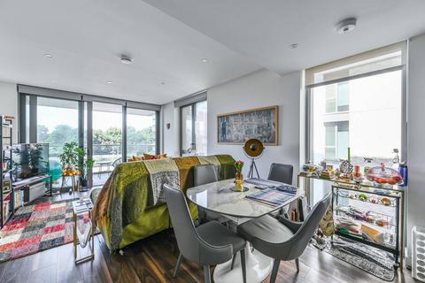 2 bedroom flat for sale, Prince of Wales Drive, Battersea Power Station, LONDON, SW11