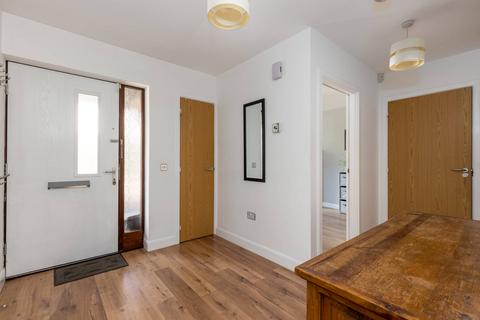 5 bedroom townhouse for sale, Devon Gardens, Edinburgh EH12