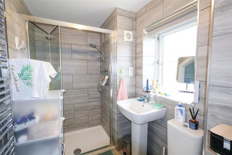 24 Honeysuckle Way, Sowerby, Thirsk, YO7 3SH