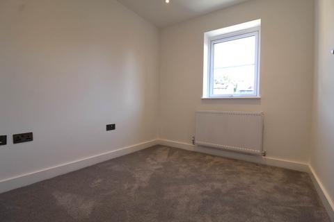 4 bedroom end of terrace house to rent, Chapel Croft, Kings Langley WD4