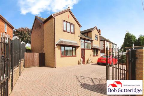 4 bedroom detached house for sale, Moorthorne Crescent, Bradwell, Newcastle