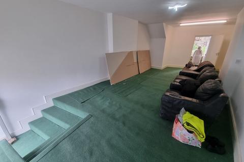 2 bedroom terraced house for sale, Manchester Road, Bradford, BD5