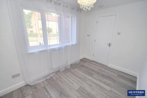 4 bedroom end of terrace house for sale, Ebchester Road, Leicester