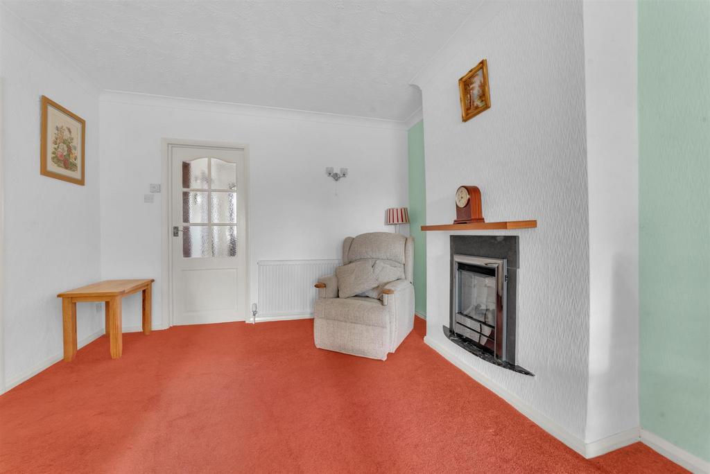 Lounge / Dining Room