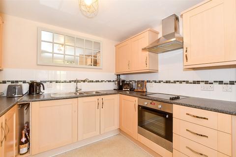 1 bedroom flat for sale, Commonwealth Drive, Three Bridges, Crawley, West Sussex