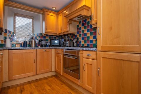 1 Dawsons Court, Settle, BD24 9RX