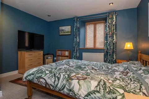 1 Dawsons Court, Settle, BD24 9RX