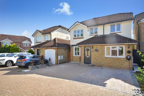 5 bedroom detached house for sale, Saw Lodge Field, Ashford TN23