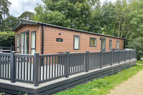 3 bedroom park home for sale, Sandy Balls Holiday Park, Fordingbridge SP6