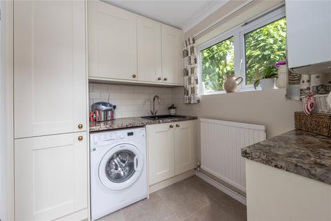6 Carters Close, Sherington, Newport Pagnell, MK16 9NW