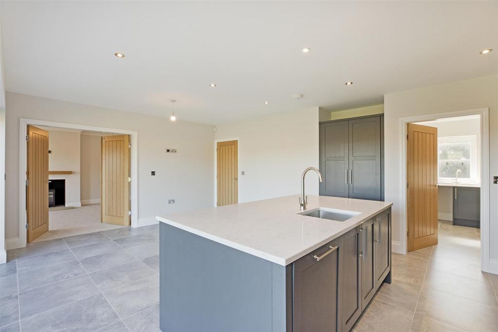 Dining area to sitting room