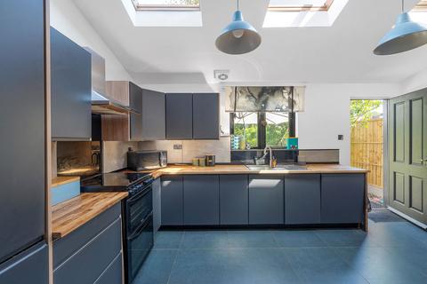 62 Belmont Road, Beckenham, BR3 4HN