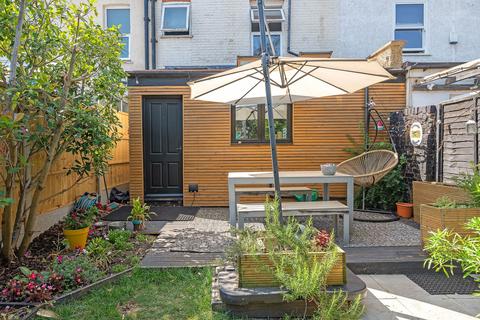 62 Belmont Road, Beckenham, BR3 4HN
