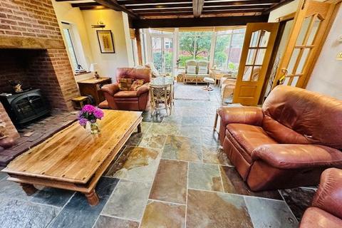 Celtic Court Twyver Close, Upton St Leonards, Gloucester, GL4 8EF