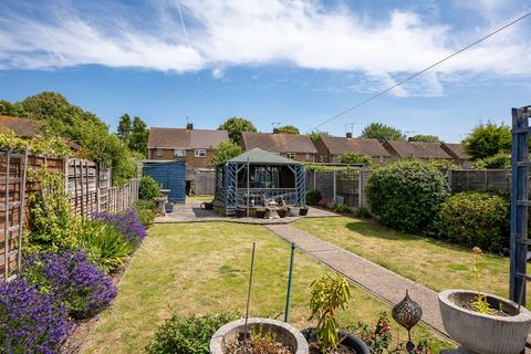 2 bedroom semi-detached bungalow for sale, Walsingham Road, Southend-On-Sea, SS2