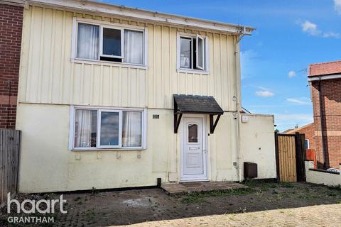 3 bedroom semi-detached house for sale, Range Road, Grantham