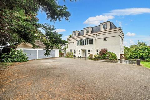 44 Castle Street, Ongar, CM5 9JS