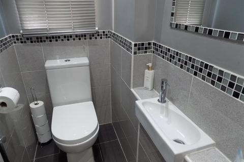 6 Beacon View, Bottesford, Nottingham, NG13 0EU