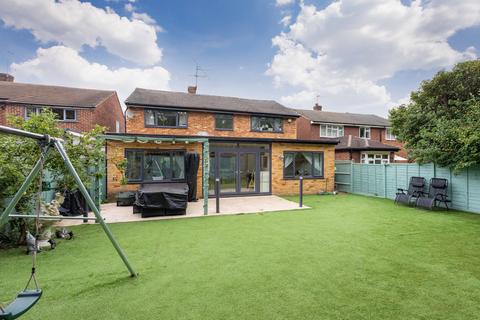 5 bedroom detached house for sale, Lees Close, Maidenhead SL6