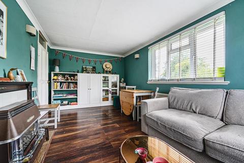 2 bedroom maisonette for sale, Potters Bar,  Hertfordshire,  EN6