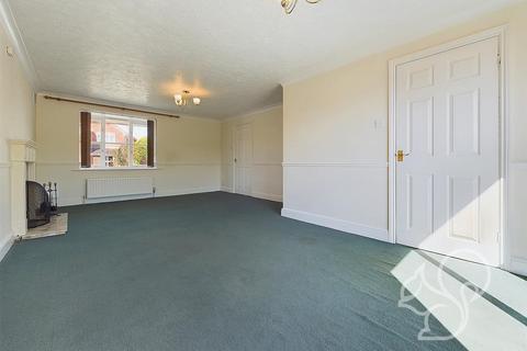 14 Brambledown, West Mersea, Colchester, CO5 8RY