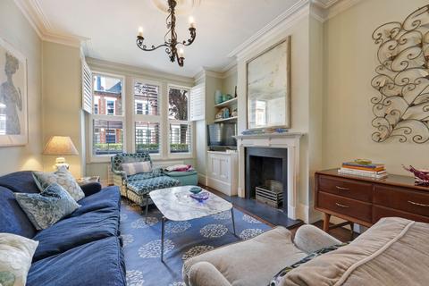 11 Marney Road, London, SW11 5EW