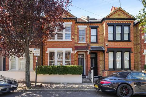 11 Marney Road, London, SW11 5EW
