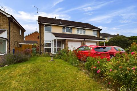 3 bedroom semi-detached house for sale, Butlers Gardens, Frome