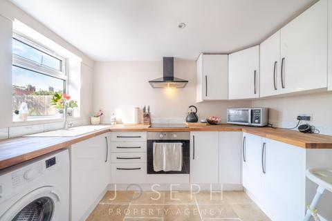 26 Cauldwell Hall Road, Ipswich, IP4 4QB